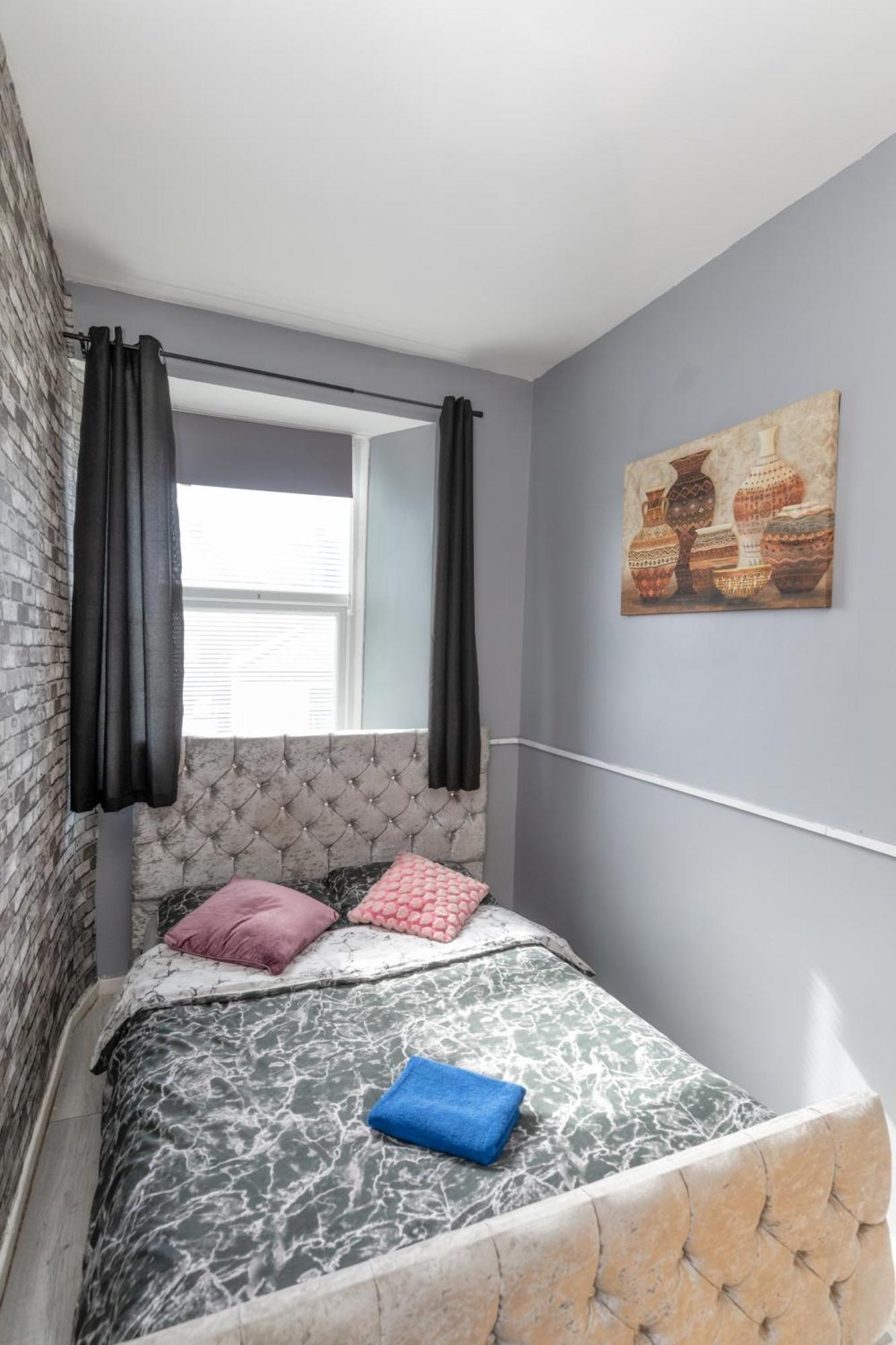 Newcastle City Centre Super Spacious Town House Free Parking And Wi-Fi Exterior photo