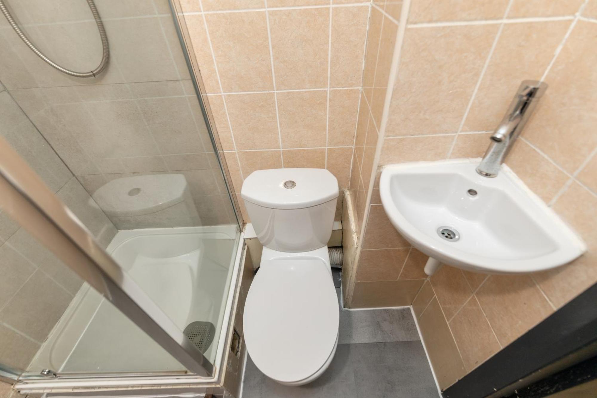 Newcastle City Centre Super Spacious Town House Free Parking And Wi-Fi Exterior photo